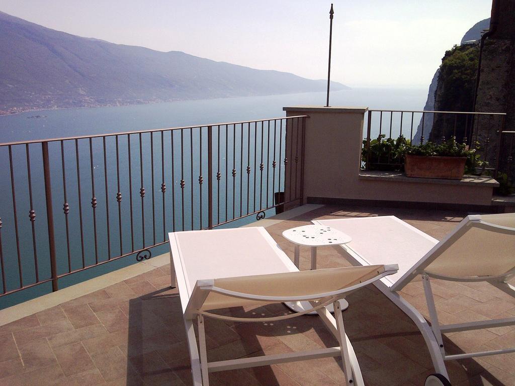 Locanda Al Castelletto Tremosine الغرفة الصورة